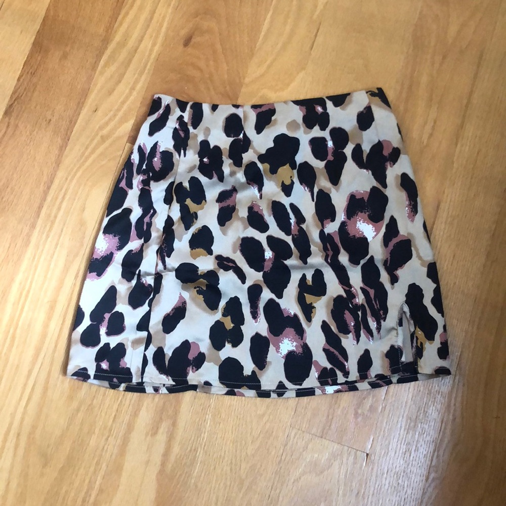 Cheetah Print Zaful skirt